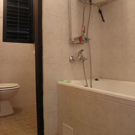 Apartment Zdrijac 100 M To Beach Kip - Ae1009 Nin